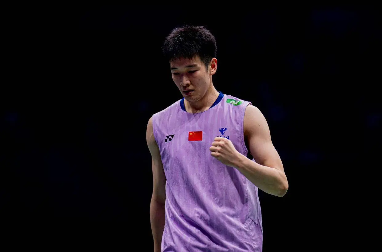 黄东萍孤军, 边航贵受关, 紧随其后