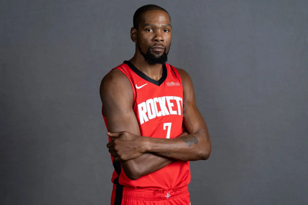 组织和串联, 全队